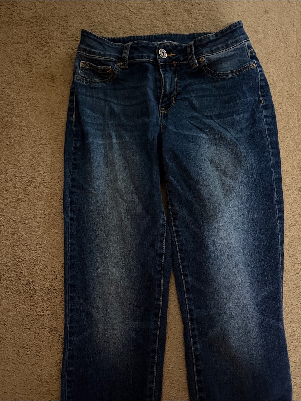 Maurice’s women’s skinny jeans.  6 S-Short